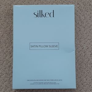 SILKED Satin Pillow Sleeve